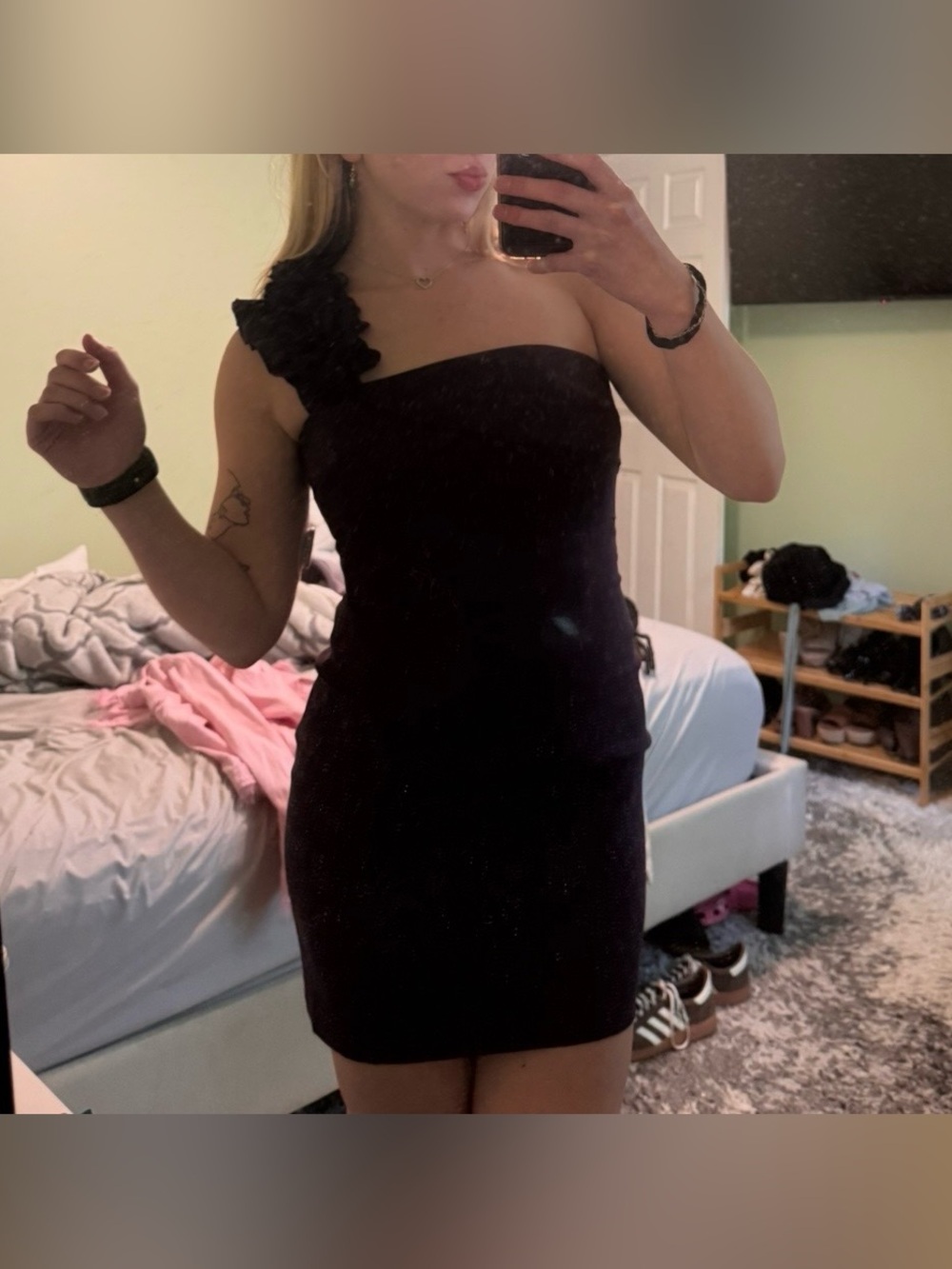 Y2K One-Shoulder purple cocktail Bodycon Dress with Floral Strap size 3/4